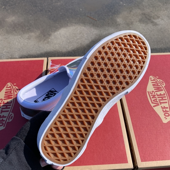 RESTOCKED Van's Slip-On Pro Silver Rainbow Various - Picture 3 of 9